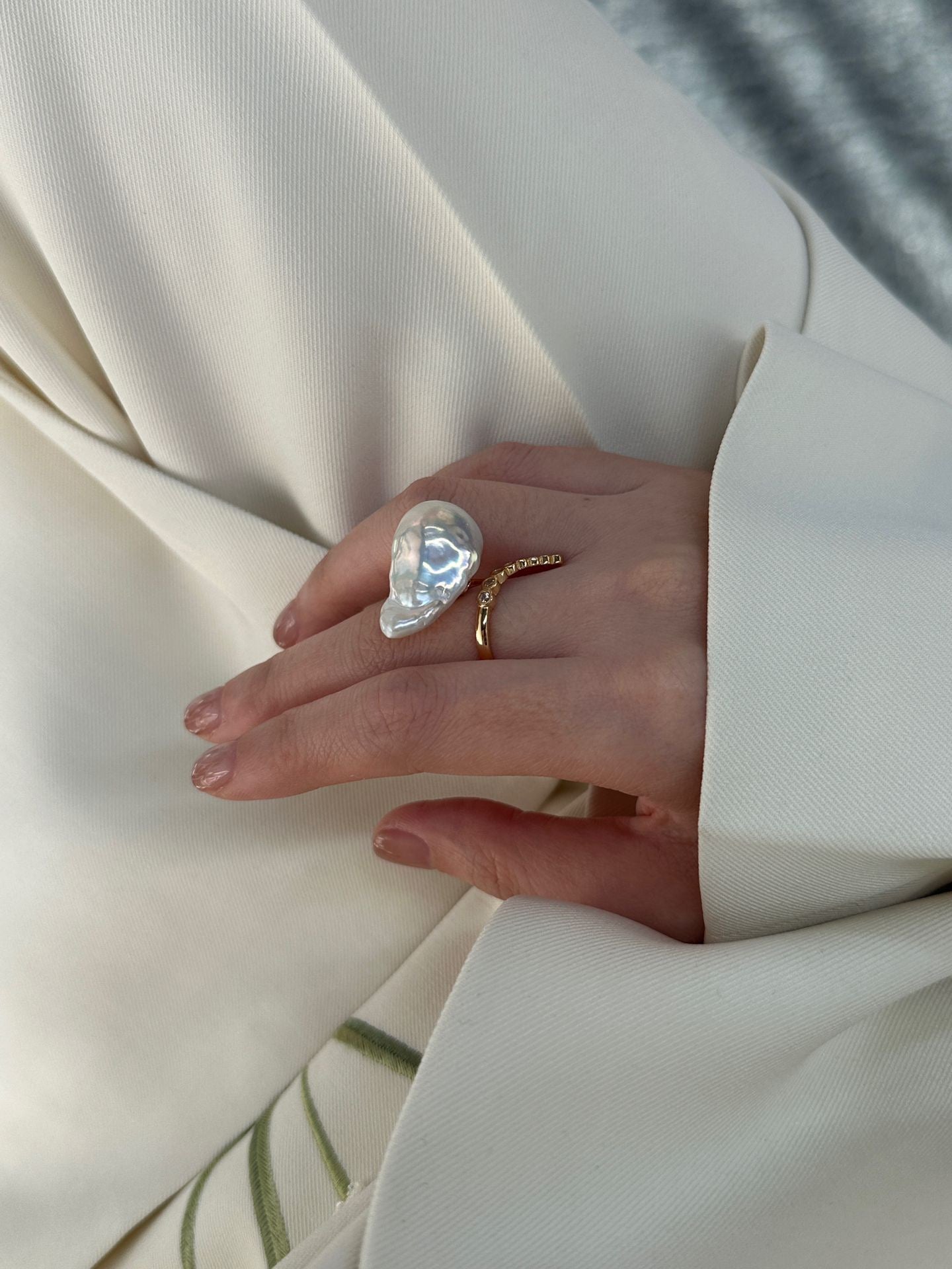 Bold Baroque Freshwater Pearl Ring – 18K Gold-Plated Silver, Adjustable, Unique Gift for Women